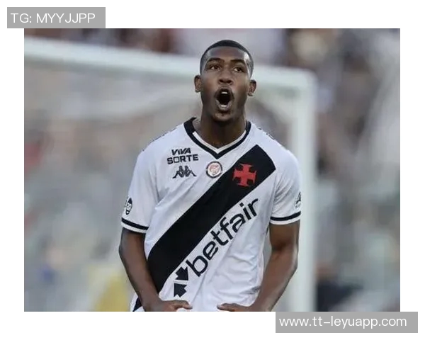 伯恩茅斯成功签下19岁前锋拉扬转会费高达3500万欧元