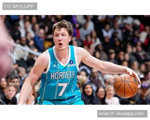 黄蜂主帅力挺三球尽管投篮不佳但防守拼劲始终如一